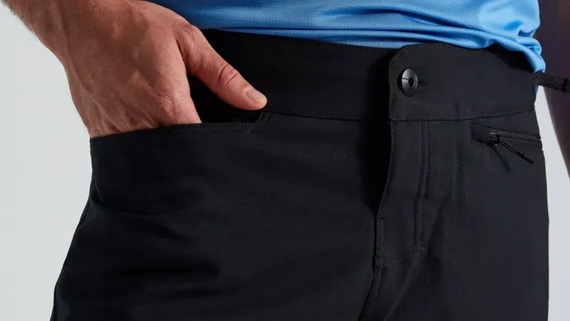 Specialized Mens Trail Shorts in Black-6