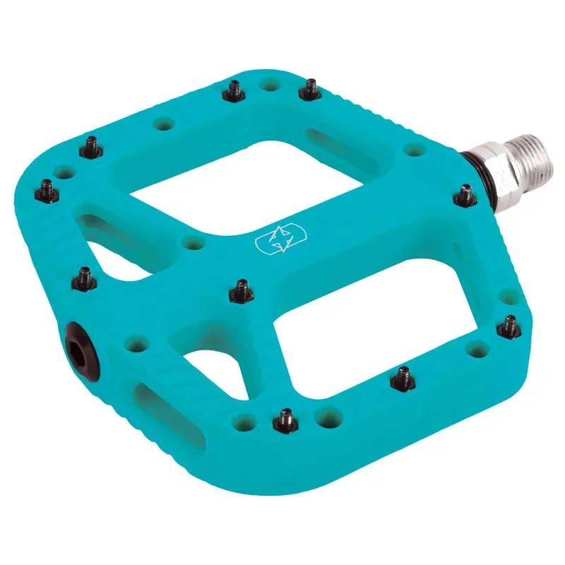 Oxford Loam 20 Nylon Flat Pedals in Turquoise