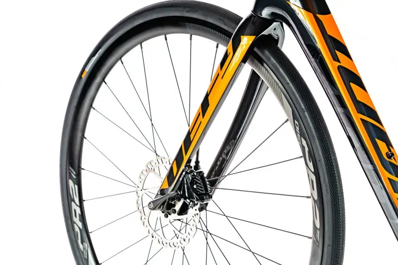 2020 Giant Defy Advanced 2 Carbon Road Bike in Grey-4