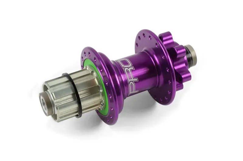 Hope Pro 4 32-hole 157mm Rear Hub in Purple