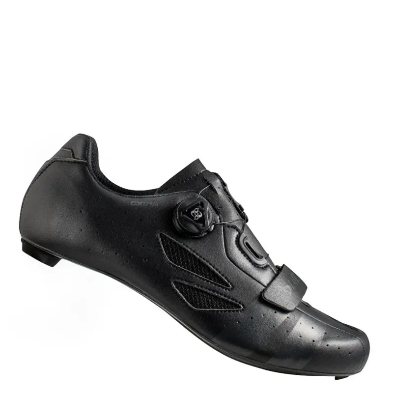 Lake CX218 Carbon Wide Fit Road Shoe in Black