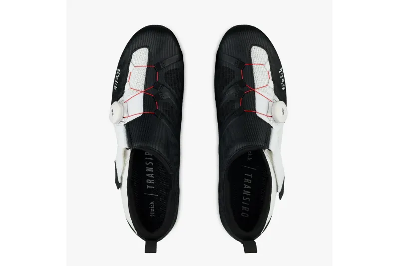 Fizik R3 Transiro Tri Shoes in Red/Black-9