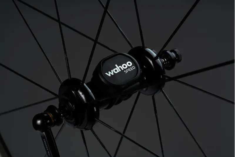 Wahoo RPM Speed Sensor BT/ANT+-3