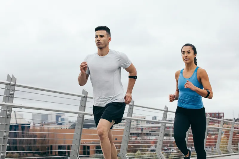 Wahoo TICKR FIT Optical Armband Heart Rate Monitor in Black-5