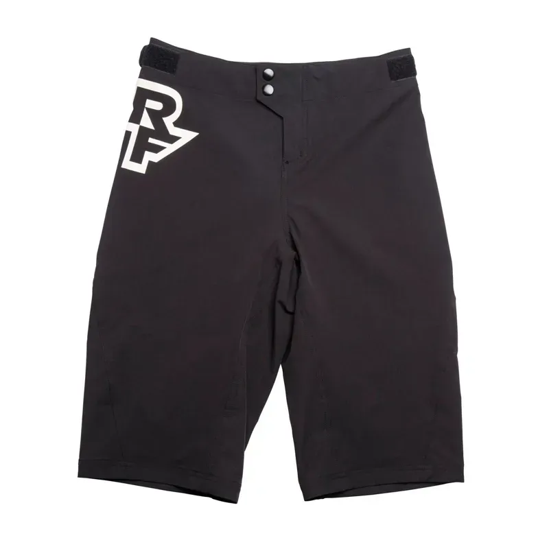 Race Face Sendy Youth Shorts in Black 
