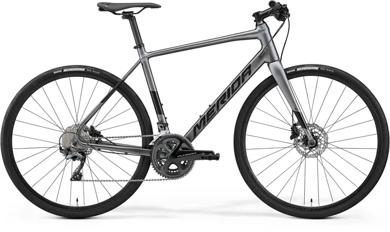 2022 Merida Speeder 900 Road Bike in Silver