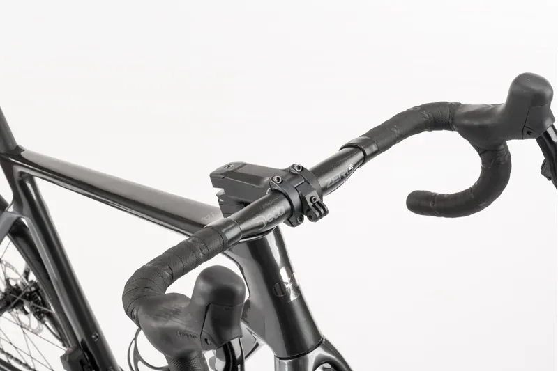 Colnago V4 Disc 2025 Complete Road Bike Ultegra Di2 12-speed in Black-5